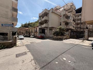 Via Palermo - Box auto di 35 mq