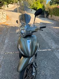 Beverly 350