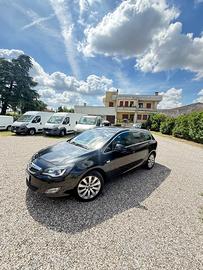 Opel Astra 1.4 140CV Sports Tourer Cosmo