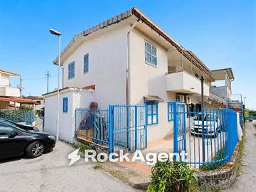Appartamento di 103 m² con 5 locali a Scalea