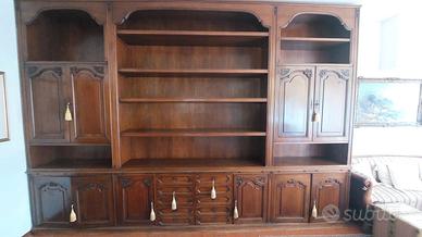 Libreria in legno massello 