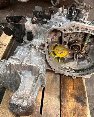 Cambio Kia Sportage 4WD 2.0 i 16v 140cv G4GC