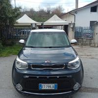 Kia Soul 1.6 CRDi automatico 014
