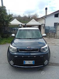 Kia Soul 1.6 CRDi automatico 014