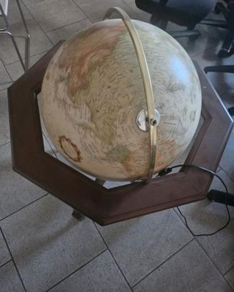 Mappamondo da terra vintage