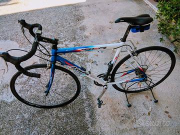 Bici da corsa Atala SLR 200
