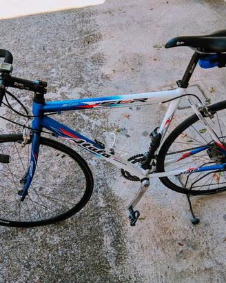 Bici da corsa Atala SLR 200