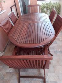 Tavolo da giardino allungabile ovale in legno