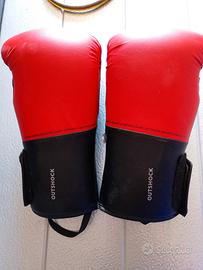  GUANTI DA BOXE NUOVI 
