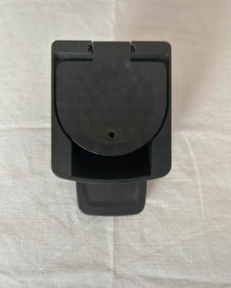 Adattatore Capsule Nespresso Macchine Dolce Gusto.