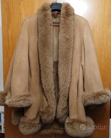 Giacca mantella in montone Shearling