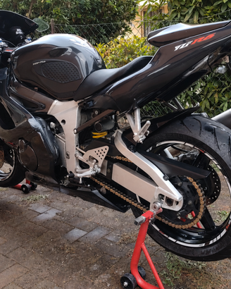 Yamaha R6 prezzo trattabile