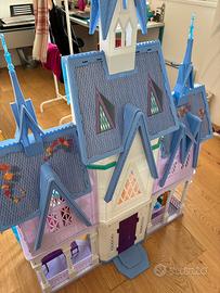 Maxi Disney FROZEN Ultimate Arendelle Castle