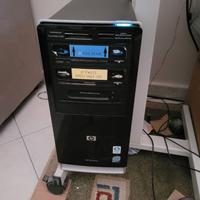 PC  fisso HP  QUADRICOR 4  GB RAM + MONITOR