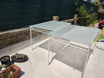 tavolo con piano in vetro