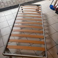 Rete letto singolo con ruote