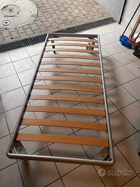 Rete letto singolo con ruote