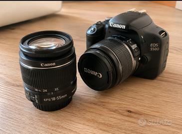 Canon EOS 550D + obiettivo EF-S 18-55mm