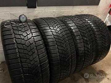 Gomme invernali 215/50/17