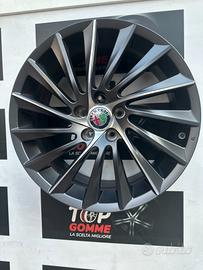 04 CERCHI ORIGINALI ALFA GIULIETTA QUATRIFOGLIO 7,