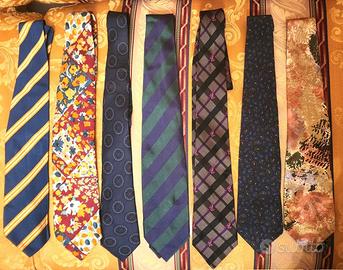 Lotto 7 Cravatte di vari marchi in seta vintage