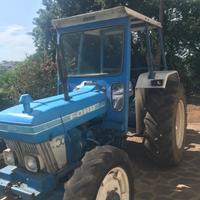 Trattore agricolo FORD 4610