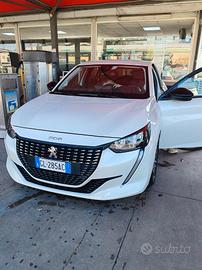 Peugeot 208 1.5 diesel 100cv