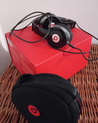 CUFFIE BEATS
