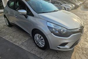 RENAULT Clio 1.2 75 CV 5 porte Business