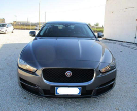 Jaguar XE 180CV