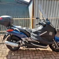 Scooter Yamaha X-Max 250