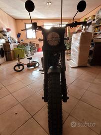 Moto Brixton Glanville 250X