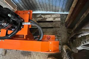 Motosega idraulica per escavatore