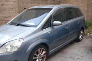 Opel Zafira 1,6 benzina/GPL  7 posti 113.000 km