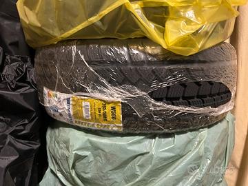 Gomme Invernali Ovation (5pz) W586 205/50 R17 93h