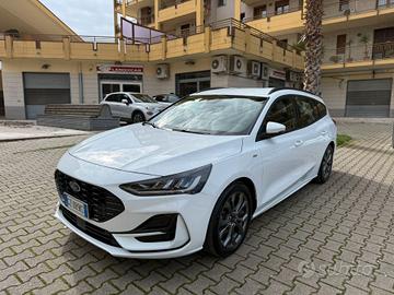 Ford Focus 1.0 EcoBoost Hybrid 125 CV SW ST-Line