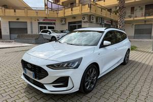 Ford Focus 1.0 EcoBoost Hybrid 125 CV SW ST-Line