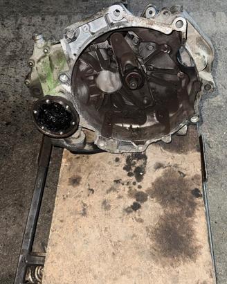 CAMBIO MARCE GOLF 5 - A3 1.6 BENZINA - HBM