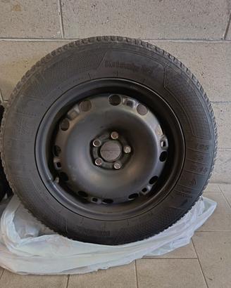 cerchi in ferro golf 4 195/65/r15
