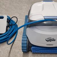 Robot Dolphin S200 by Maytronics