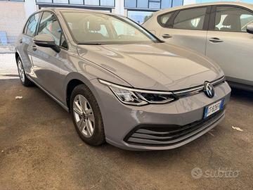 VOLKSWAGEN Golf PROMO FINANZIAMENTO 1.0 eTSI EVO