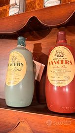 Bottiglie di vino Lancers