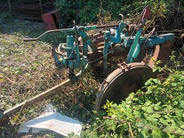 ARATRO MONOVOMERE 500 KG A SOLI 300 EURO 