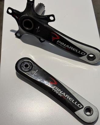 Guarnitura in carbonio Pinarello