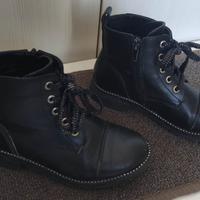 Stivaletti neri per bambina, misura 30