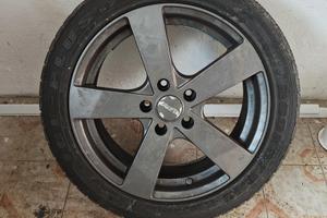 Cerchi con gomme invernali