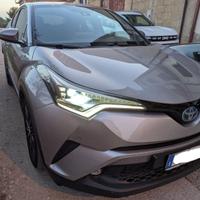TOYOTA C-HR 1.8 Hybrid E-CVT Lounge