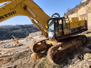 escavatore komatsu PC 650 