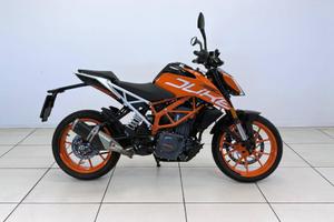 KTM 390 Duke