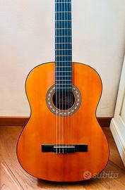 Chitarra classica Hondo anni 70